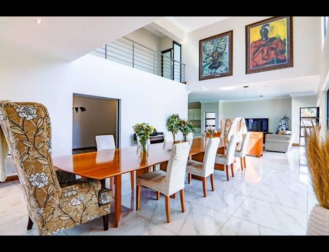 5 BEDROOM HOUSE FOR SALE IN COPPERLEAF ESTATE